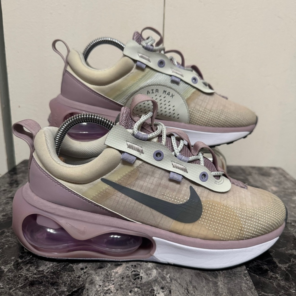 Nike Air Max 2021 Spruce Aura (WMNS) DC9478-002 Sz 9.5